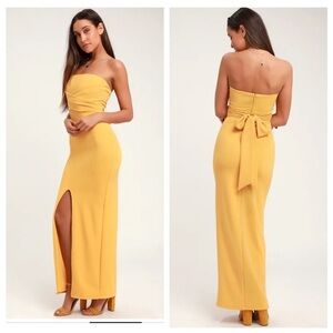 Lulu’s strapless yellow dress